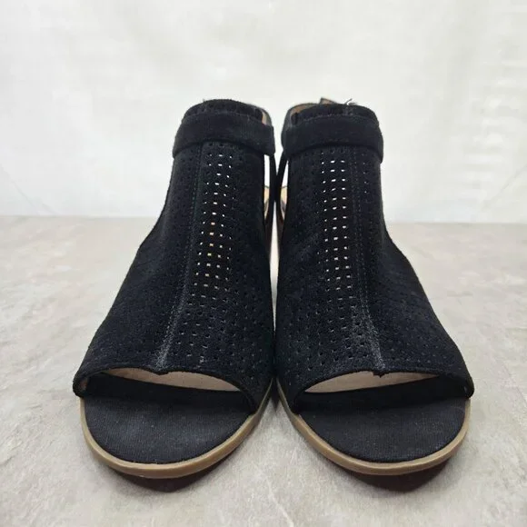 Franco Sarto Heeled Sandals Sz 8 Black Perferated Suede Dressy Block Heel Shoes - Picture 4 of 12